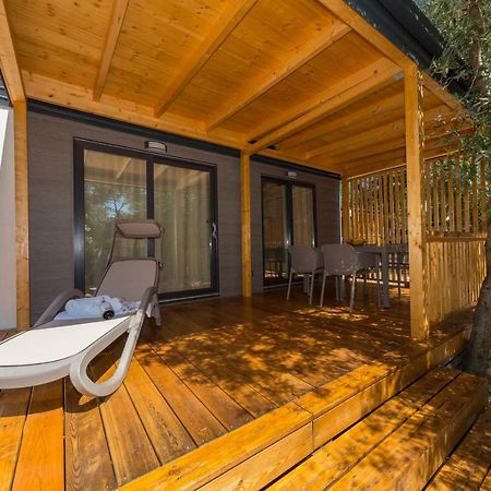 Diana & Josip Mobile Homes บีโอกราดนาโมรู ภายนอก รูปภาพ