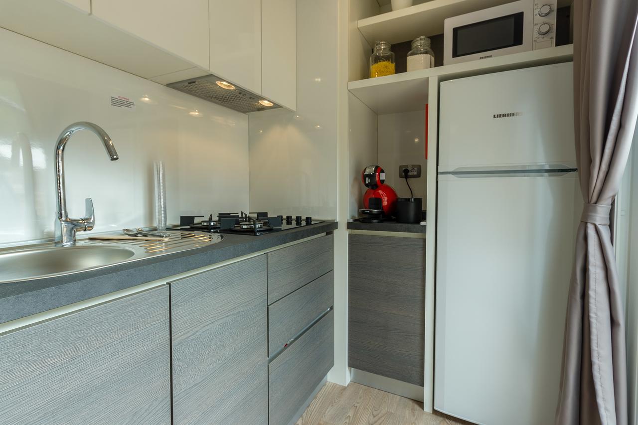 Diana & Josip Mobile Homes บีโอกราดนาโมรู ภายนอก รูปภาพ