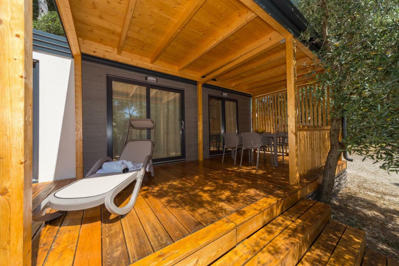 Diana & Josip Mobile Homes บีโอกราดนาโมรู ภายนอก รูปภาพ