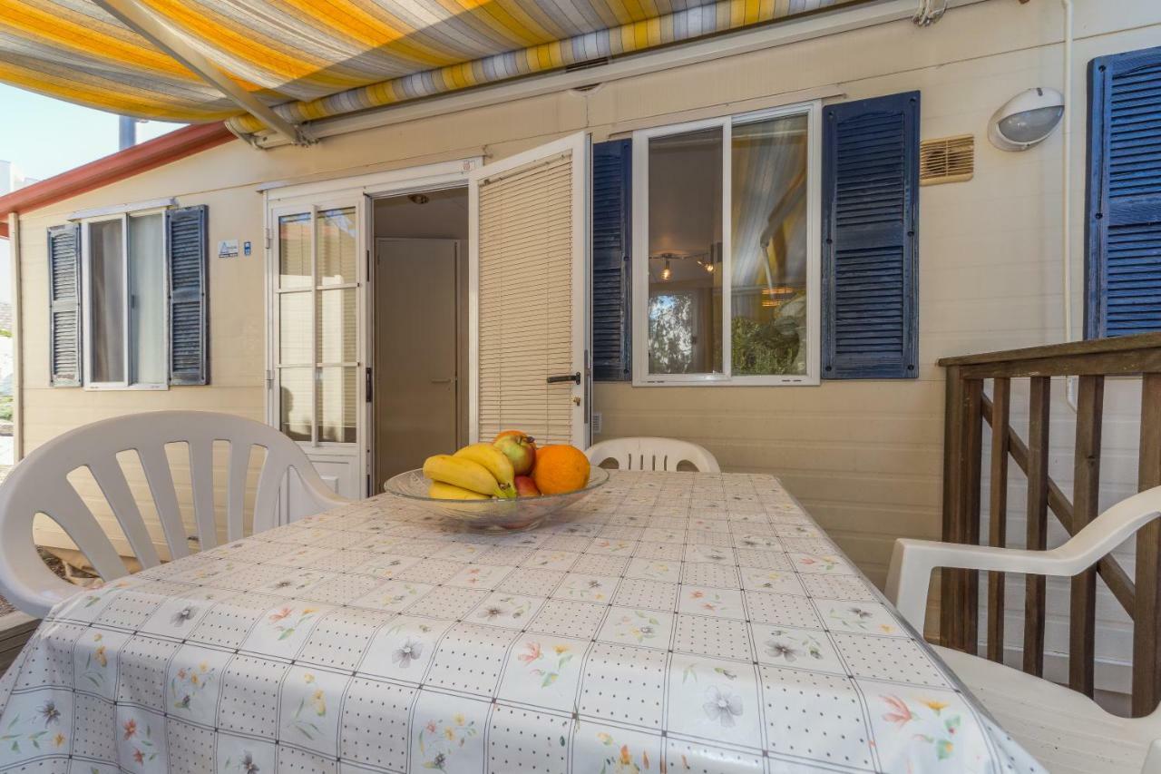 Diana & Josip Mobile Homes บีโอกราดนาโมรู ภายนอก รูปภาพ