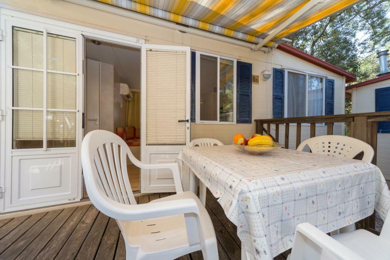 Diana & Josip Mobile Homes บีโอกราดนาโมรู ภายนอก รูปภาพ